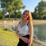 Nina W.